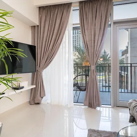 Higuests - Chic Apt With Balcony And Pool Near Burj Khalifa Dubai Exterior photo