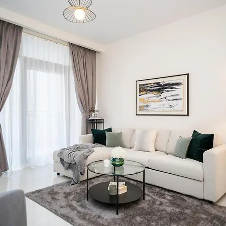 Higuests - Chic Apt With Balcony And Pool Near Burj Khalifa Dubai Exterior photo