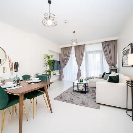 Higuests - Chic Apt With Balcony And Pool Near Burj Khalifa Dubai Exterior photo